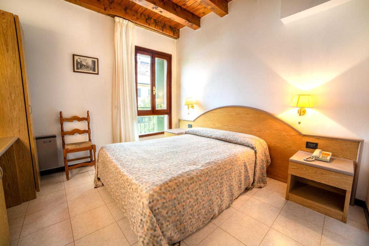Albergo Ristorante Leon d'Oro Este Esterno foto